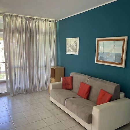 Casina Mare Bibbona Apartment Marina Di Bibbona Bagian luar foto